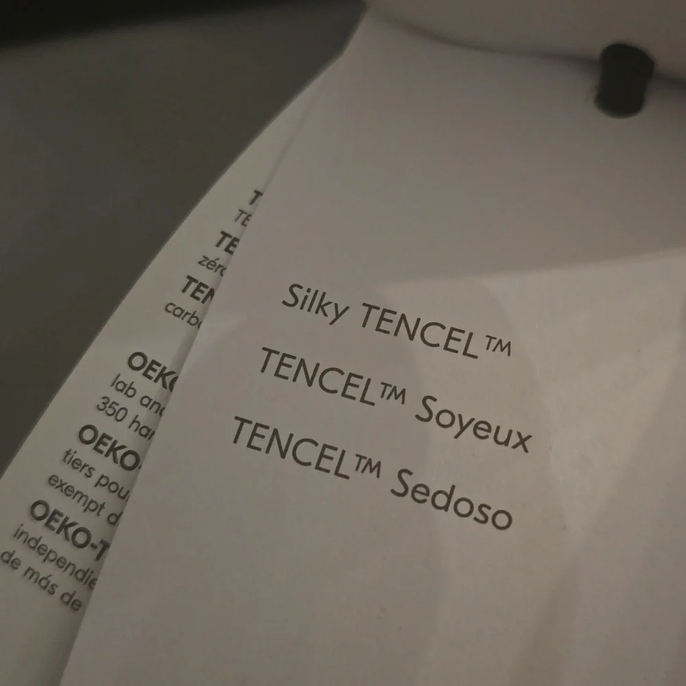 West Elm Silky TENCEL™ Sheet Set, Size Full, Color Graffiti, Retail $149.00 USD